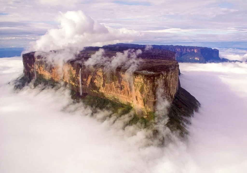 Mount Roraima: South America’s Mystical Trail