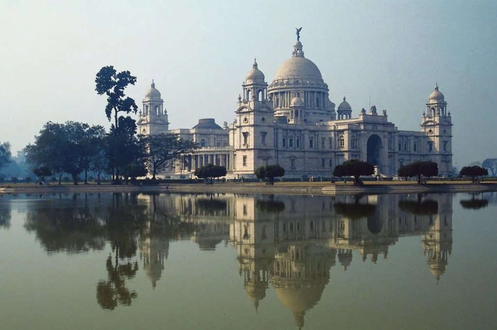 Kolkata: Discover 5 Must-Visit Gems
